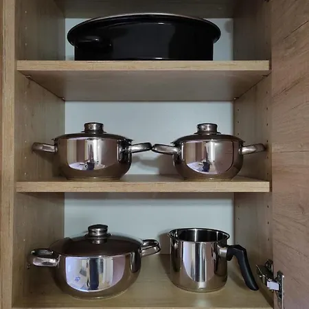 Apartman 42 *